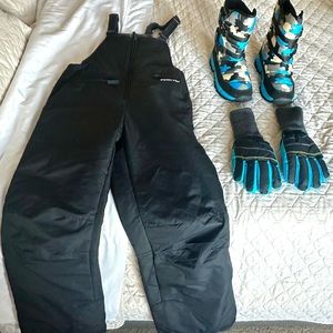 Waterproofing snow outfit set, boys, black bib, black snow boots & black gloves